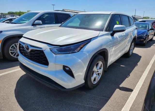 2021 TOYOTA HIGHLANDER (VIN: 5TDBZRBH3MS545487)