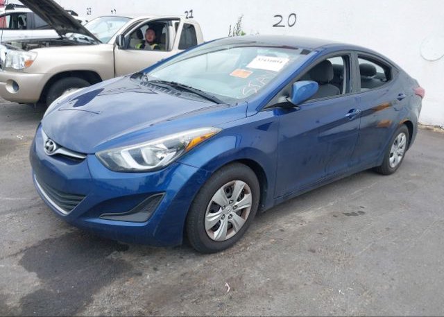 5NPDH4AE2GH720831 2016 HYUNDAI ELANTRA-1