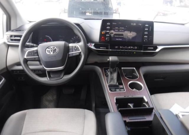 2021 TOYOTA SIENNA(VIN: 5TDKRKEC4MS035656