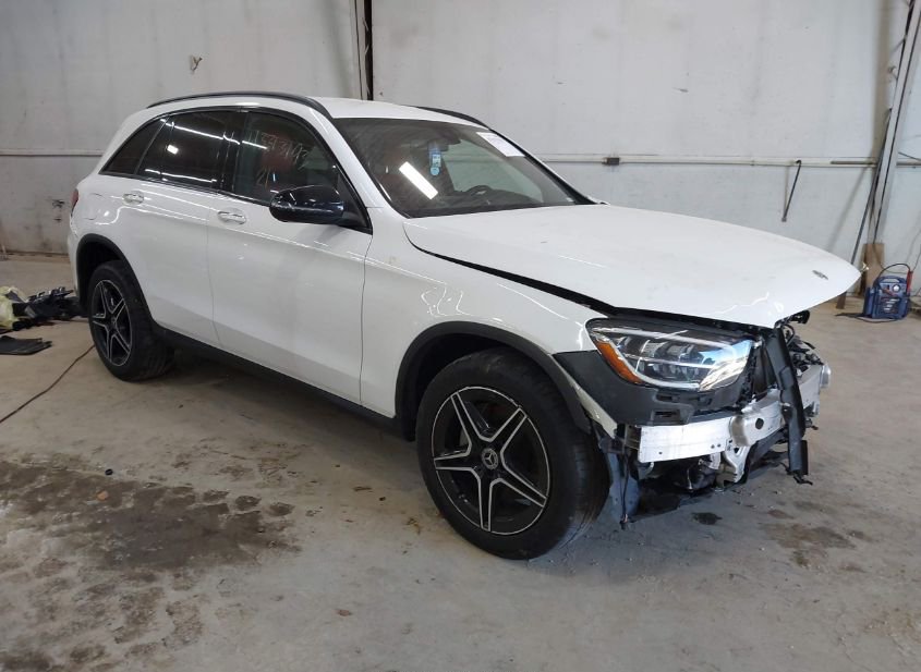 2021 MERCEDES-BENZ GLC 300 SUV photo