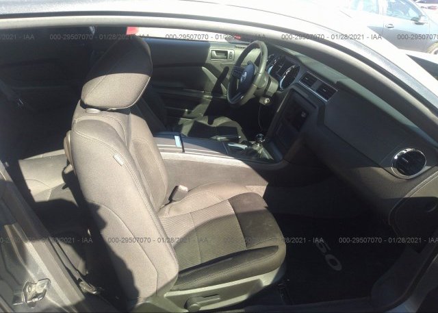 пригнать из сша 2011 FORD MUSTANG 1ZVBP8CF4B5157603