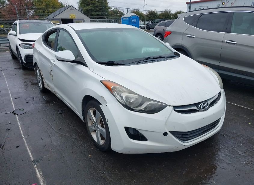 2013 HYUNDAI ELANTRA GLS photo