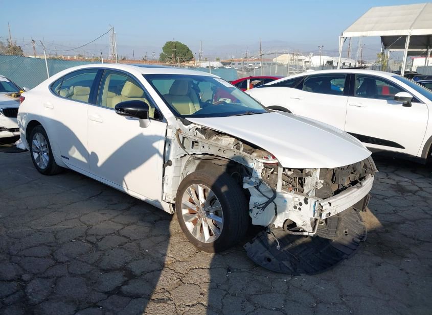 2015 LEXUS ES 300H photo