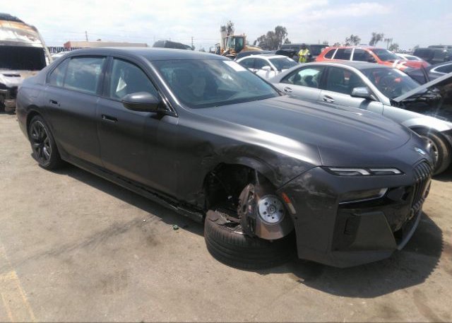 2023 BMW 7 SERIES (VIN: WBA33EJ07PCM76137)