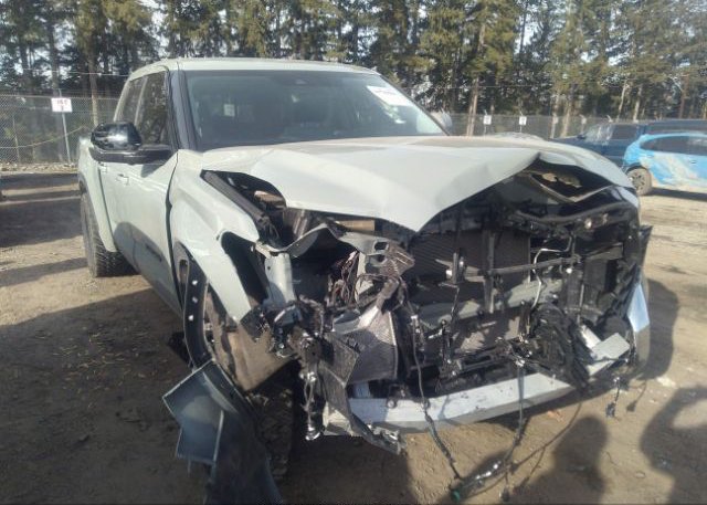 2022 TOYOTA TUNDRA 4WD (VIN: 5TFLA5DA5NX038008)