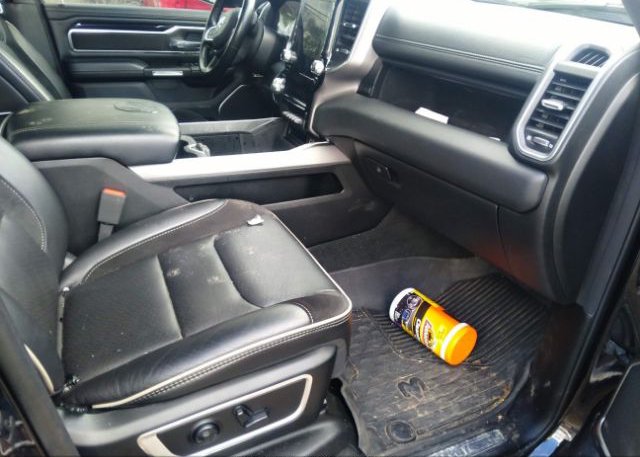 2021 RAM 1500(VIN: 1C6SRFJT1MN558871