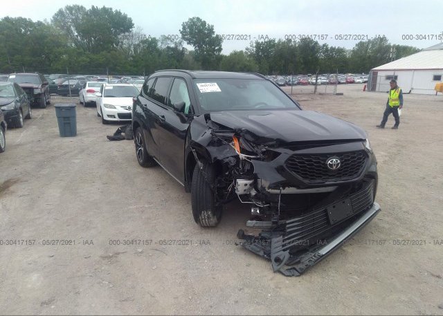 2021 TOYOTA HIGHLANDER (VIN: 5TDJZRBH3MS068250)