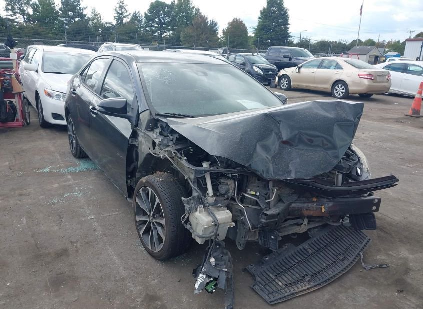 2017 TOYOTA COROLLA SE photo