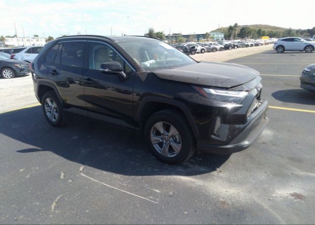 2022 TOYOTA RAV4 (VIN: 2T3W1RFV1NC194573)