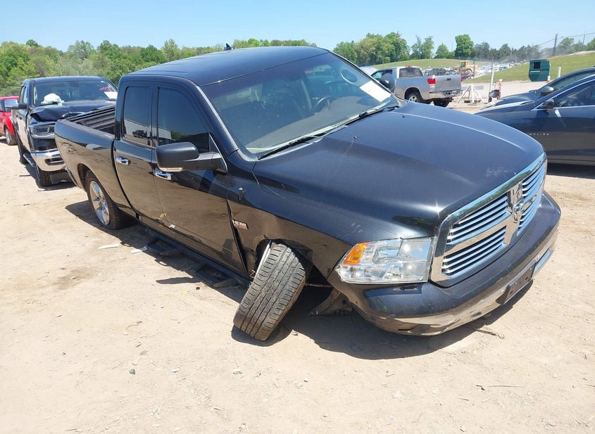 2015 Ram 1500 5.7L photo