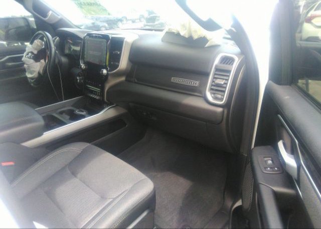 2021 RAM 1500(VIN: 1C6RREFT4MN745121