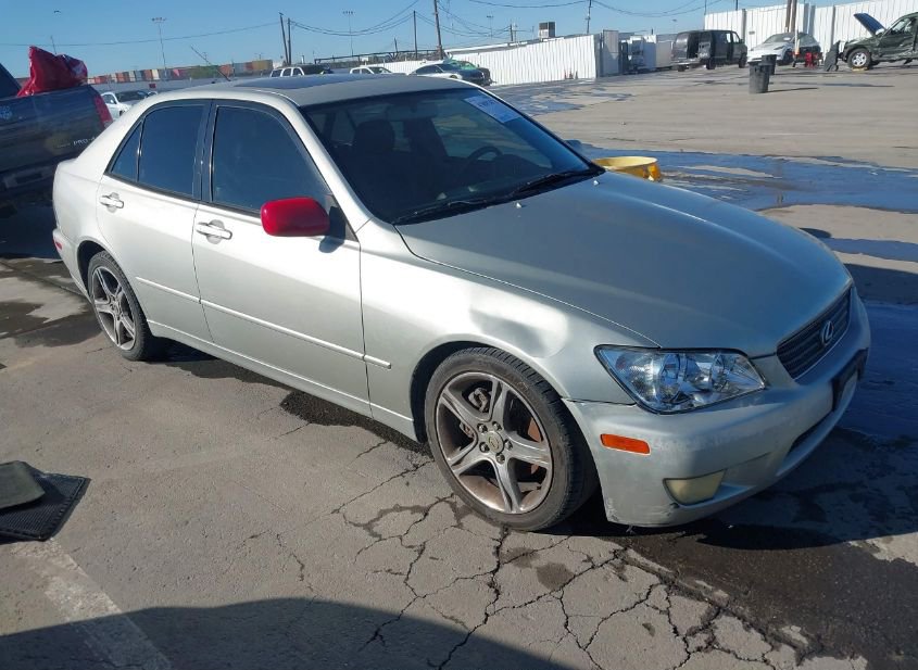 2001 LEXUS IS 300 photo