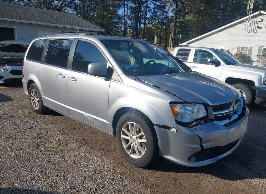 2019 DODGE GRAND CARAVAN SXT photo