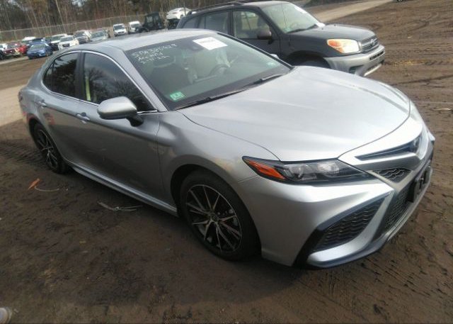 2021 TOYOTA CAMRY (VIN: 4T1G11AK4MU608356)