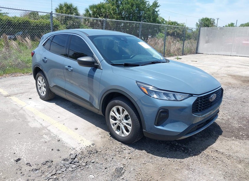 2023 Ford Escape 1.5L photo