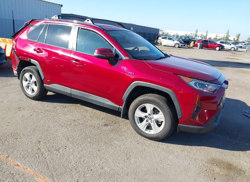 2021 TOYOTA RAV4 HYBRID XLE photo
