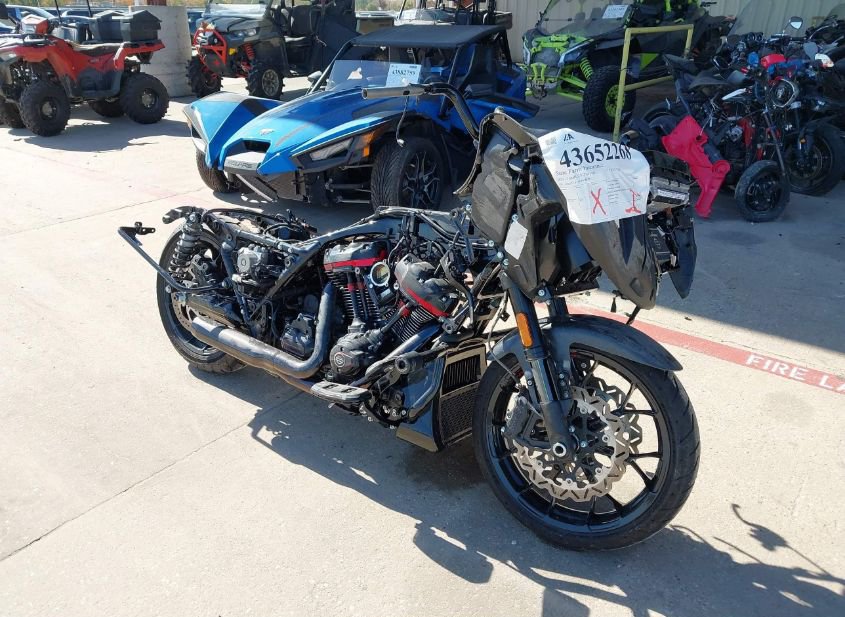 2024 Harley-Davidson Fltrxstse 2 photo