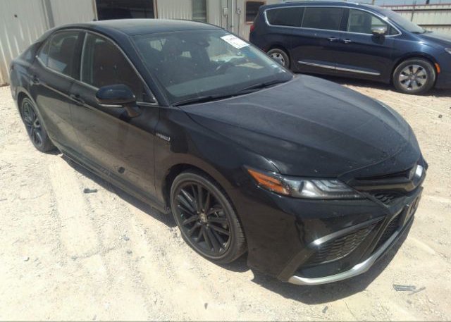 2021 TOYOTA CAMRY (VIN: 4T1K31AK5MU567059)