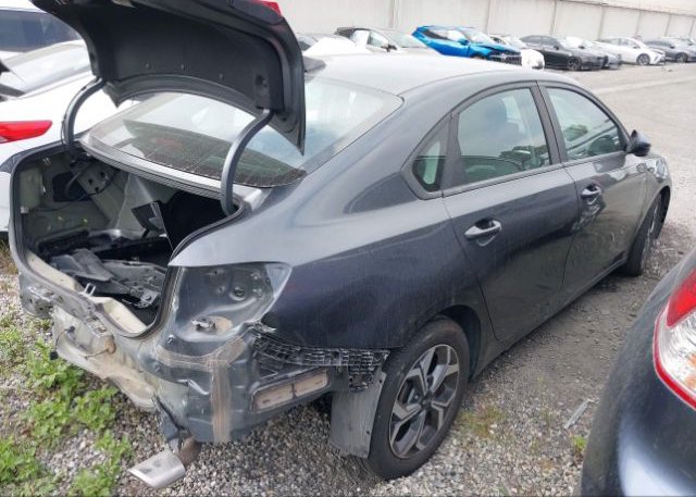 2021 KIA FORTE(VIN: 3KPF24AD3ME363886