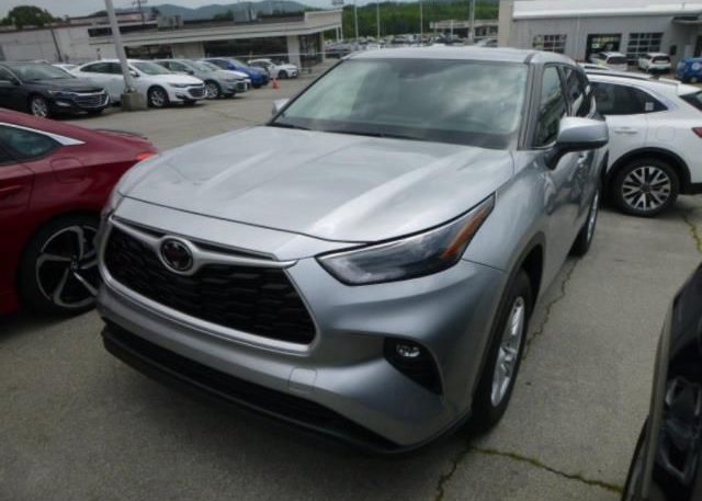 2022 TOYOTA HIGHLANDER (VIN: 5TDZZRAH6NS538924)
