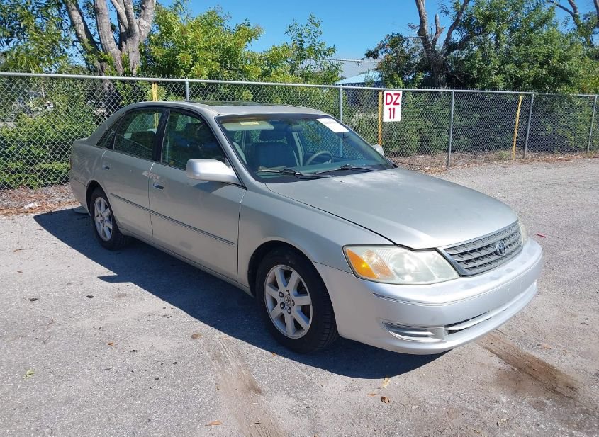 2003 TOYOTA AVALON XL photo