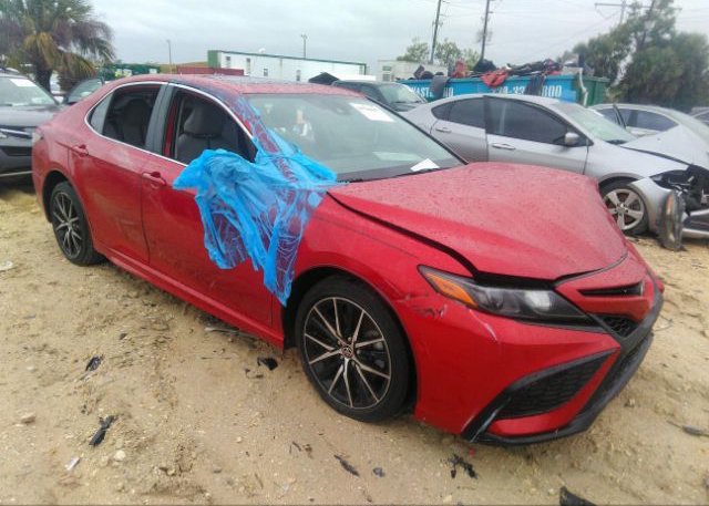 2021 TOYOTA CAMRY (VIN: 4T1T11AK8MU404934)