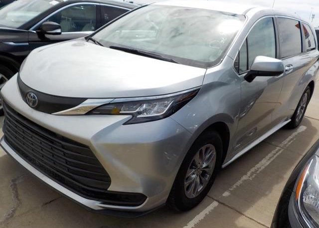 2021 TOYOTA SIENNA (VIN: 5TDKRKEC9MS044594)