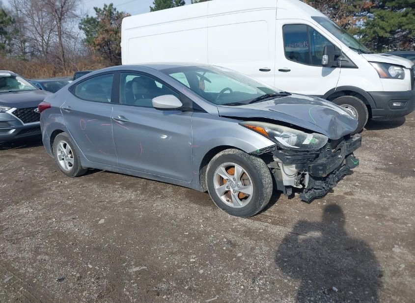 2015 HYUNDAI ELANTRA SE photo