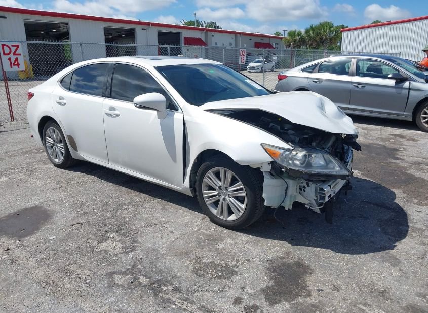 2015 LEXUS ES 350 photo