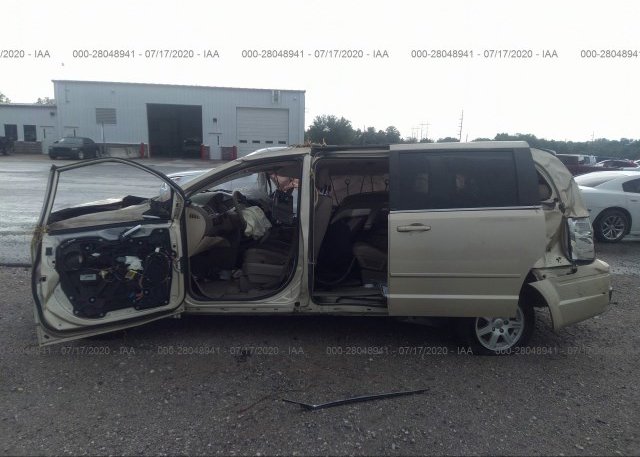 2A4RR2D1XAR456388 2010 Chrysler TOWN & COUNTRY