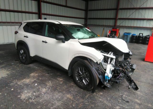 2021 NISSAN ROGUE (VIN: 5N1AT3AB2MC830573)