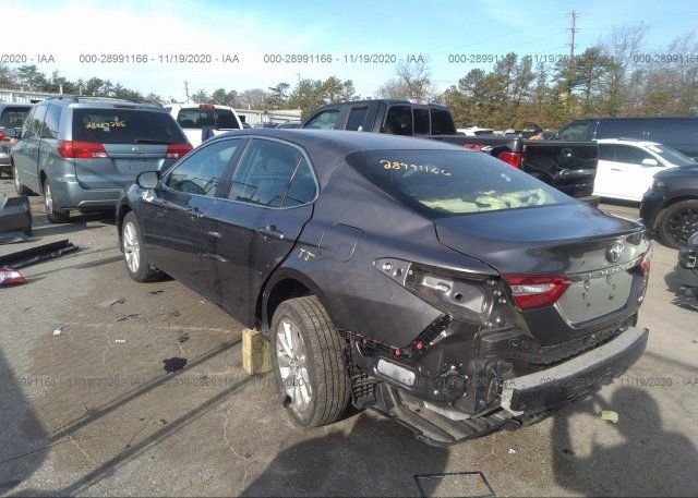 купить 2018 TOYOTA CAMRY 4T1B11HKXJU079569