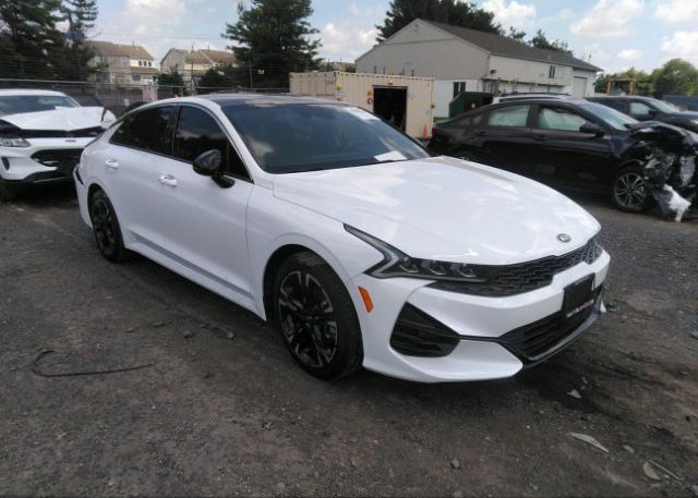 2021 KIA K5 (VIN: 5XXG64J22MG045806)