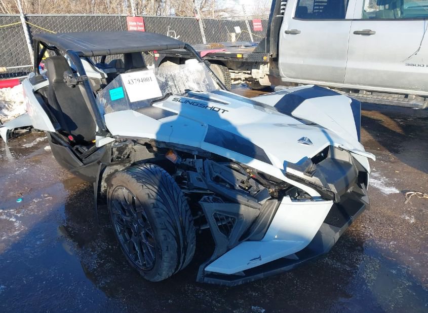 2024 POLARIS SLINGSHOT SL photo