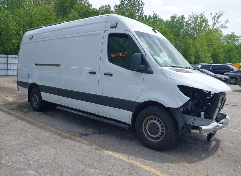 2020 Mercedes-Benz Sprinter 2500 2.0L photo