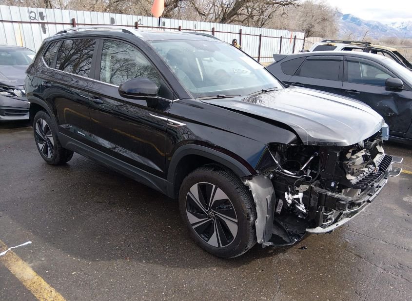 2024 Volkswagen Taos 1.5L photo