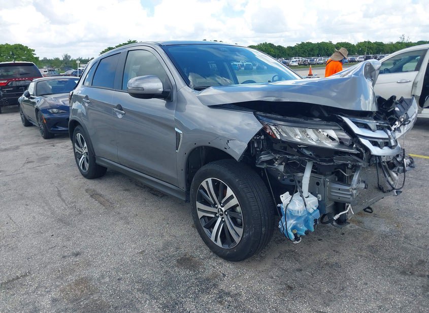 2025 Mitsubishi Outlander Sport 2.0L photo