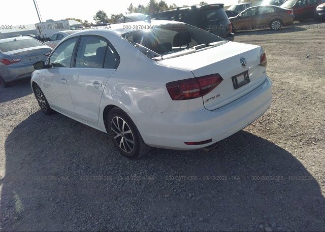купить 2017 VOLKSWAGEN JETTA 3VWDB7AJ8HM343897