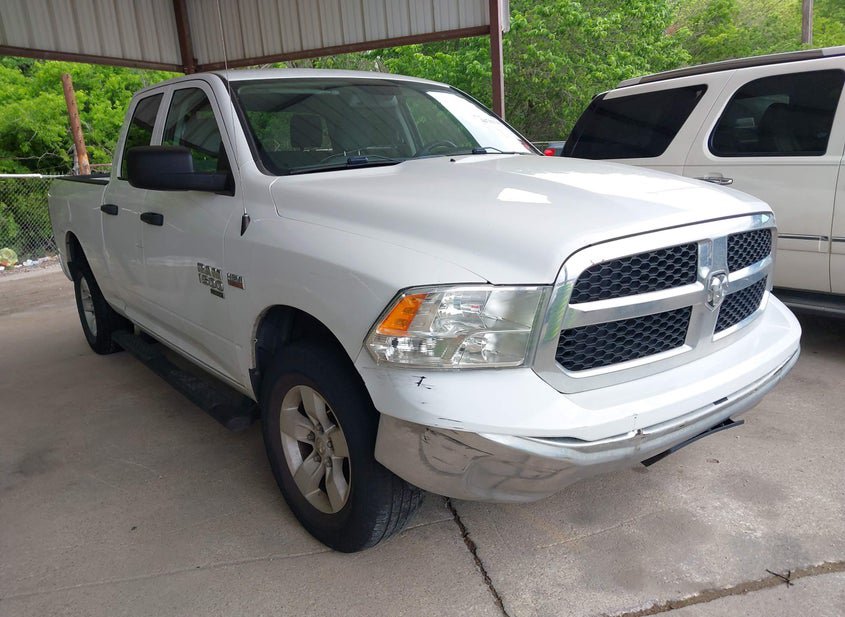 2020 Ram 1500 Classic 5.7L photo