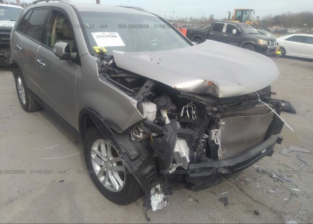 5XYKT3A62FG572002 2015 KIA SORENTO