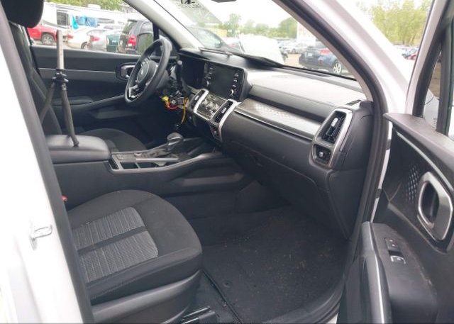 2021 KIA SORENTO(VIN: 5XYRGDLCXMG016898
