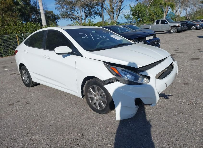 2014 HYUNDAI ACCENT GLS photo