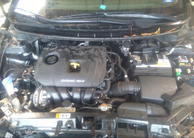 3KPFK4A75JE270132 2018 KIA FORTE