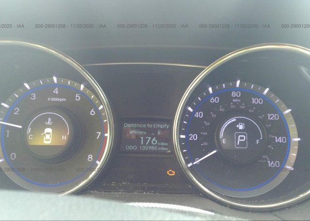 5NPEC4AC2BH294682 2011 HYUNDAI SONATA