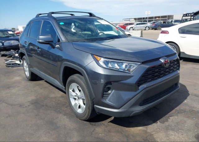 2021 TOYOTA RAV4 (VIN: 2T3P1RFV1MC196844)