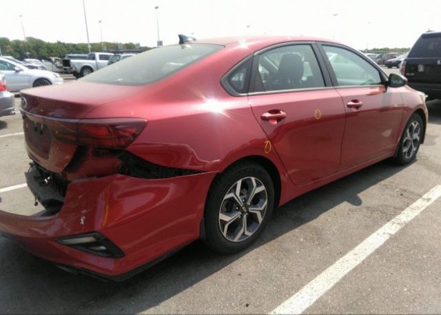 2021 KIA FORTE(VIN: 3KPF24AD4ME265448