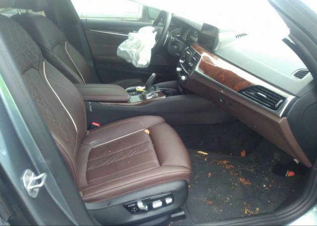 2019 BMW 5 SERIES VIN: WBAJA9C56KB388515
