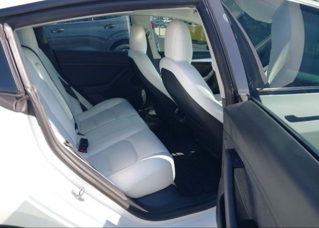 2022 TESLA MODEL 3(VIN: 5YJ3E1EB4NF169624