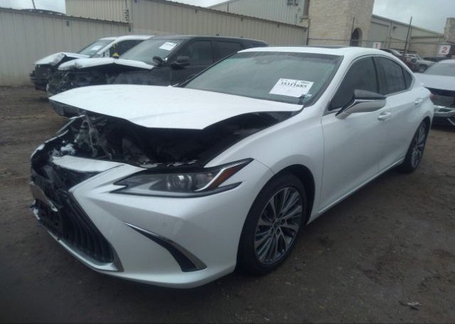 2021 LEXUS ES(VIN: 58ADA1C1XMU011051