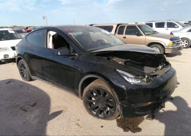2022 TESLA MODEL Y (VIN: 7SAYGDEE6NA004458)
